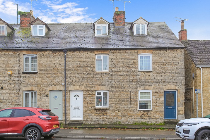 4 bedroom(s) Detached  in Oxford